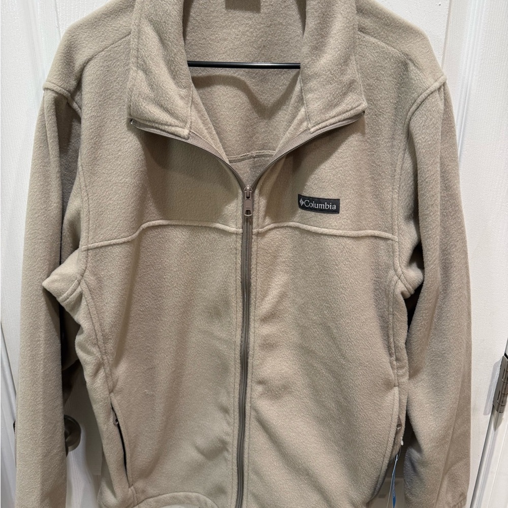 Columbia Men's Tan Zip-Up Fleece Sweater